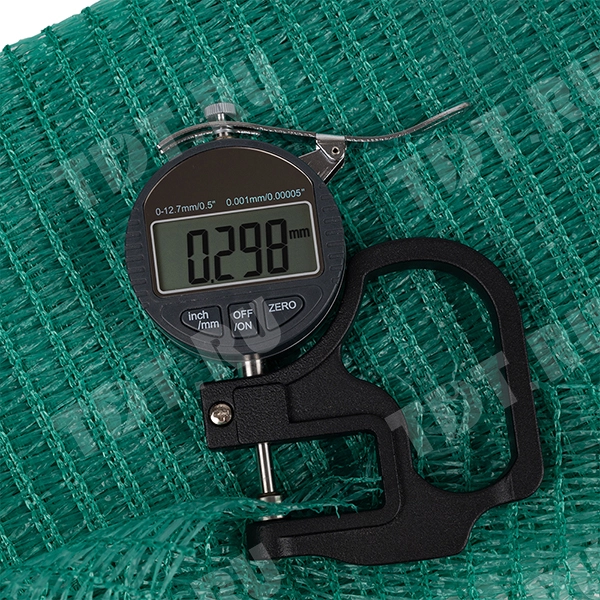 Фасадная сетка защитная, зеленая, 35 г/м², 3*100 м, затенение 35-40%