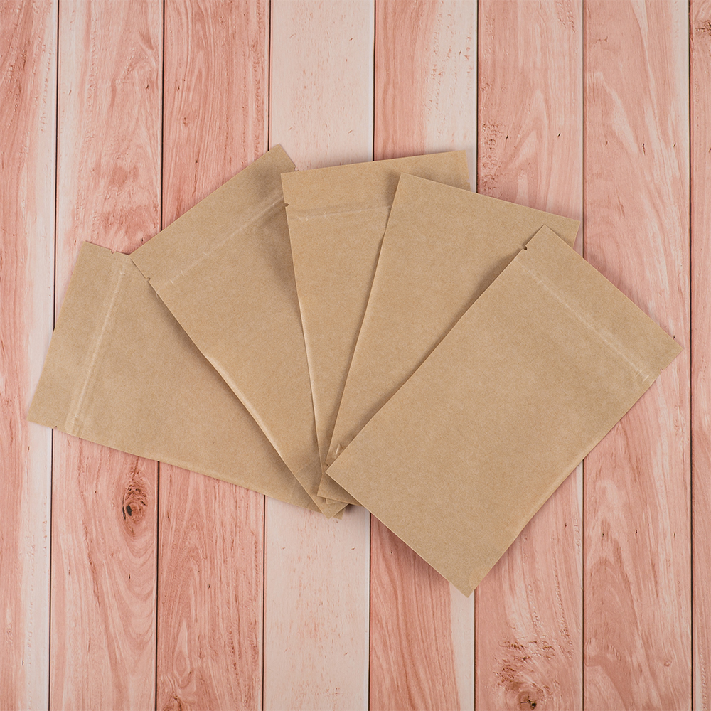 Крафт дой-пак с zip lock, прямоугольное окно 7-10 см, 10.5*3.5*18.5 см, 50 шт. Крафт дой-пак с zip lock, прямоугольное окно 7-10 см, 10.5*3.5*18.5 см, 50 шт.