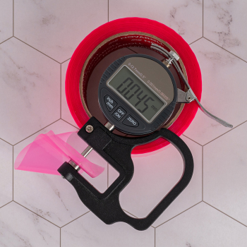 Клейкая лента фуксия Nova Roll ID Tape, 48мм*66м*45мкм Клейкая лента фуксия Nova Roll ID Tape, 48мм*66м*45мкм